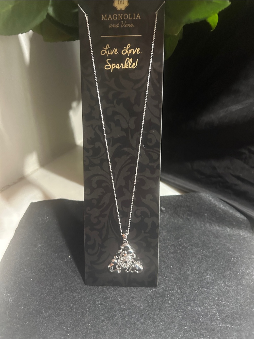Magnolia and Vine Silver Filigree Pendant Necklace - Silver